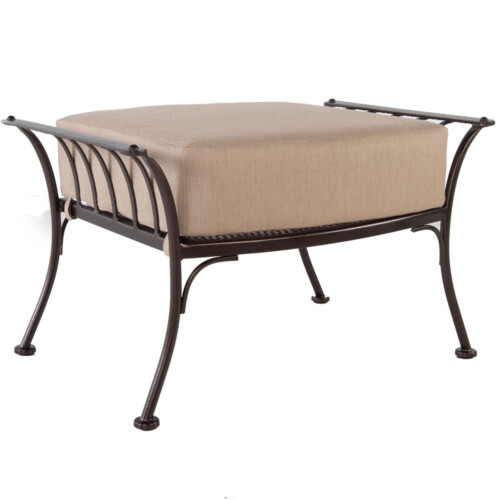 4120-O-Monterra-UrbanScale-Ottoman