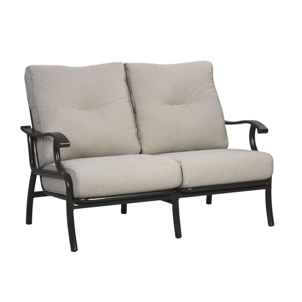 idaho-cushion-loveseat